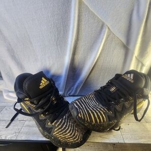 Adidas DON Issue 2 Donovan Mitchell Black & Gold Low Top Sneakers Men’s Size 8